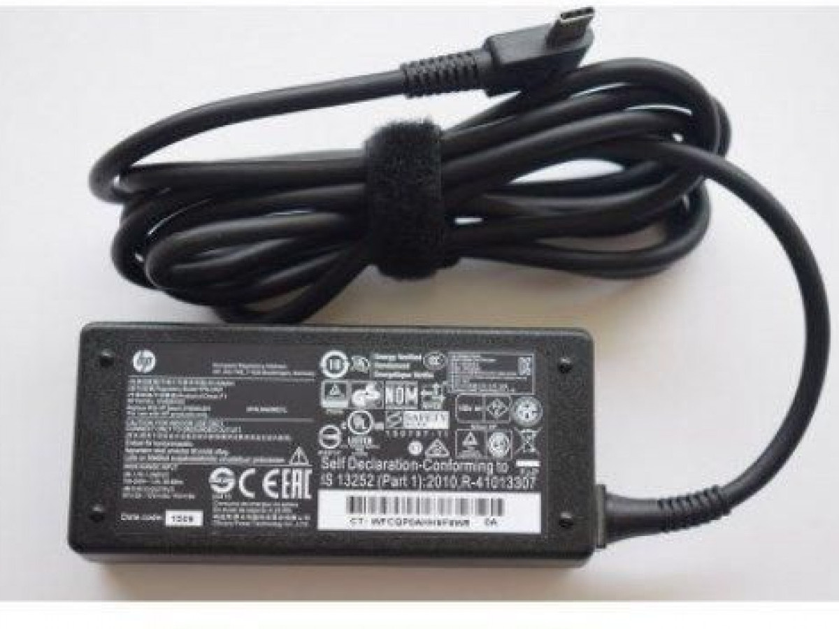 HP 65W USB-C Power Adapter HP 65W USB-C Power Adapter